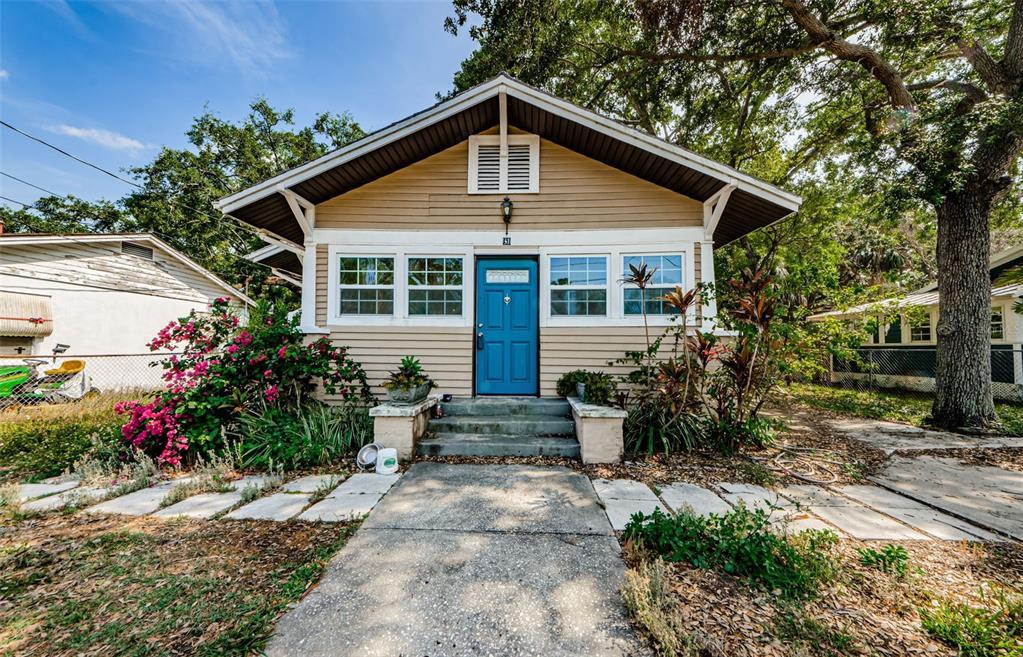 Picture of 41 W Boyer Street, Tarpon Springs, FL 34689