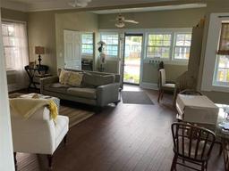 Picture of 41 W Boyer Street, Tarpon Springs, FL 34689