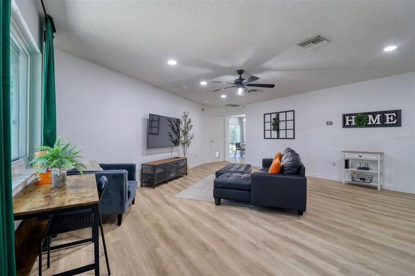 Picture of 506 Summerwood Court, Tarpon Springs FL 34689
