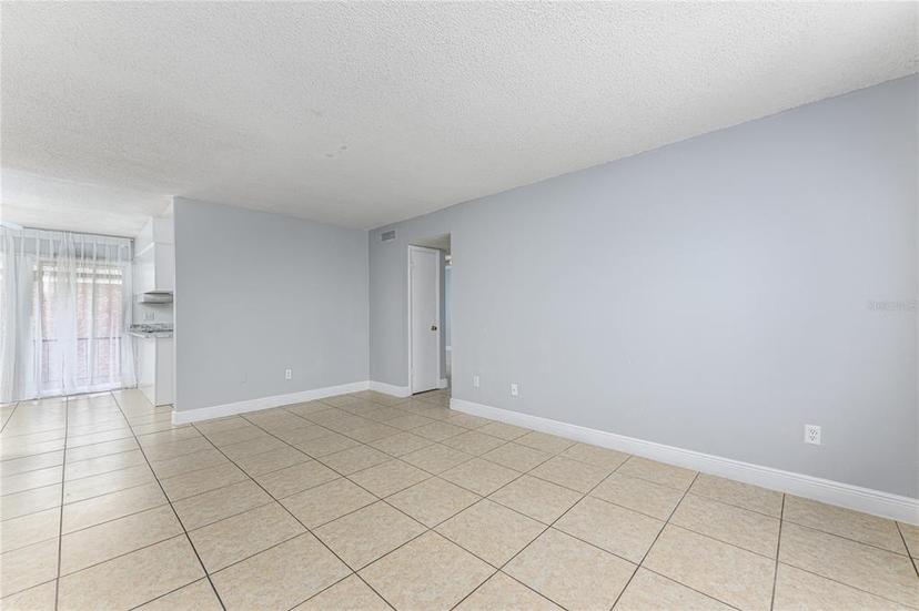 Picture of 5325 Curry Ford Road Unit G202, Orlando FL 32812
