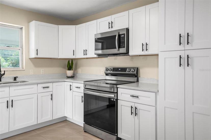 Picture of 115 S Saturn Avenue, Clearwater FL 33755