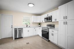 Picture of 115 S Saturn Avenue, Clearwater, FL 33755
