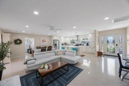 Picture of 11619 80Th Avenue, Seminole, FL 33772