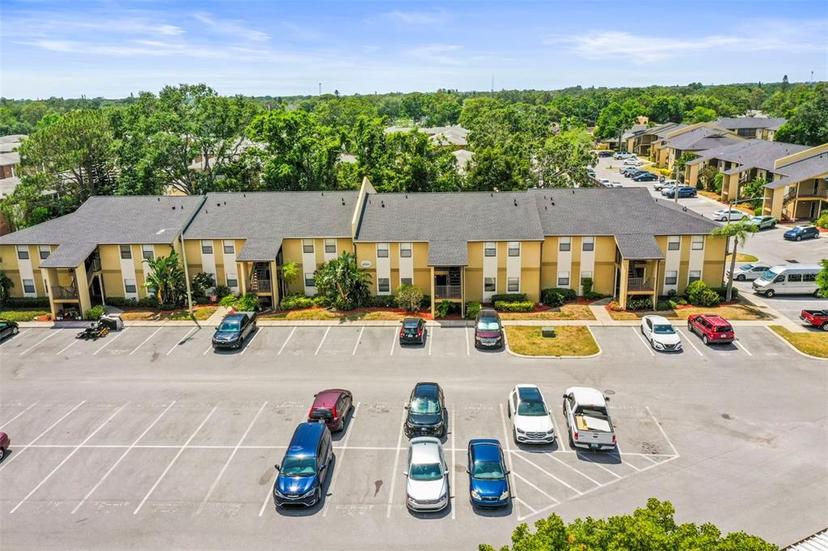 Picture of 10100 Sailwinds Boulevard N Unit 105, Largo FL 33773