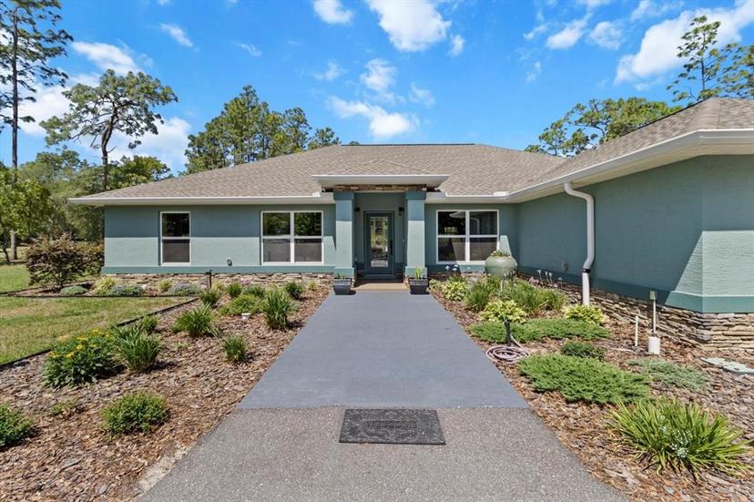 Picture of 8660 SW 137Th Court, Dunnellon FL 34432