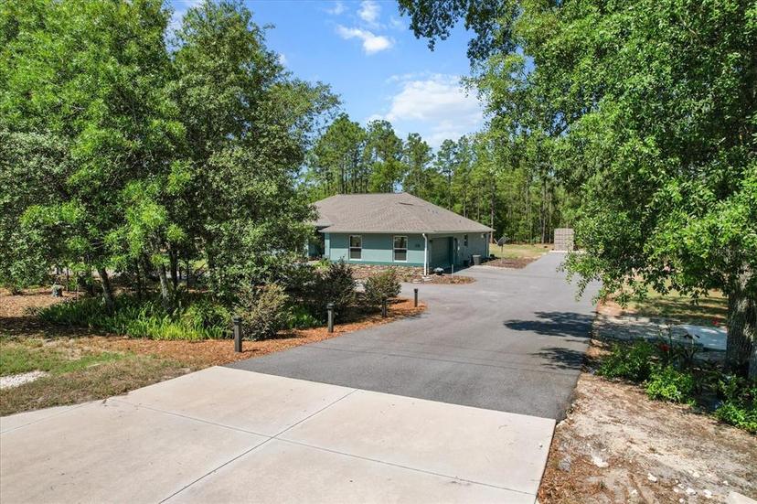 Picture of 8660 SW 137Th Court, Dunnellon FL 34432
