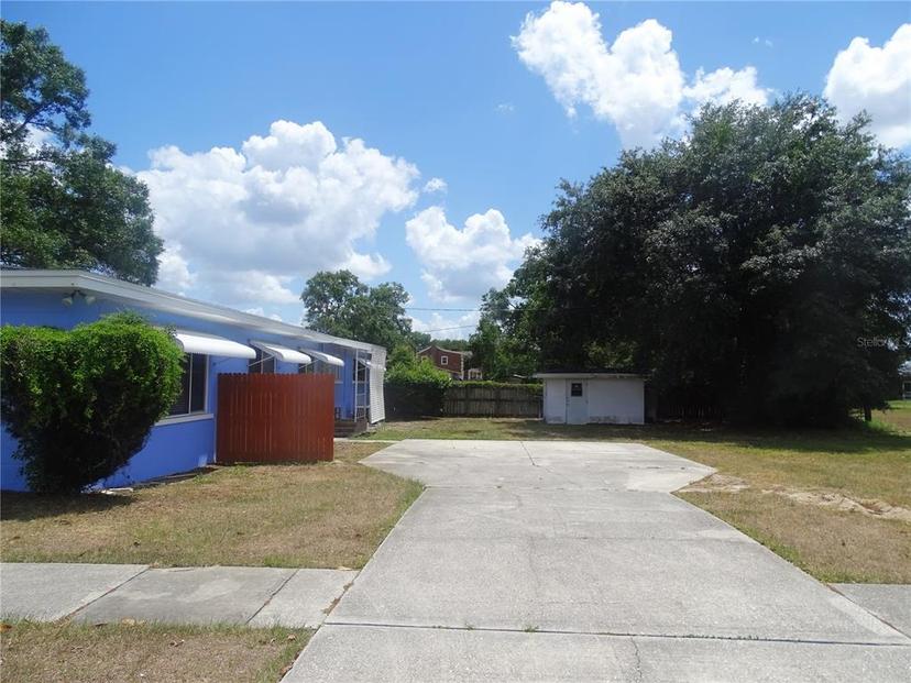 Picture of 902 S Scenic Highway, Lake Wales FL 33853