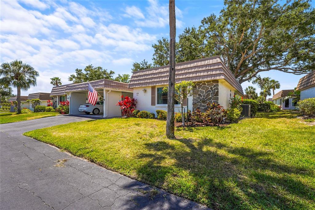 Picture of 2531 Riverbluff Parkway Unit V181, Sarasota, FL 34231