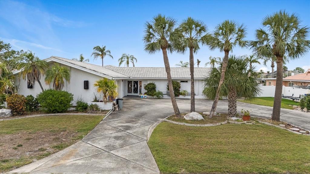 Picture of 5611 Pilots Place, New Port Richey, FL 34652