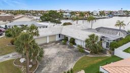 Picture of 5611 Pilots Place, New Port Richey, FL 34652