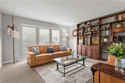 Picture of 14542 Anchorage Circle, Seminole, FL 33776