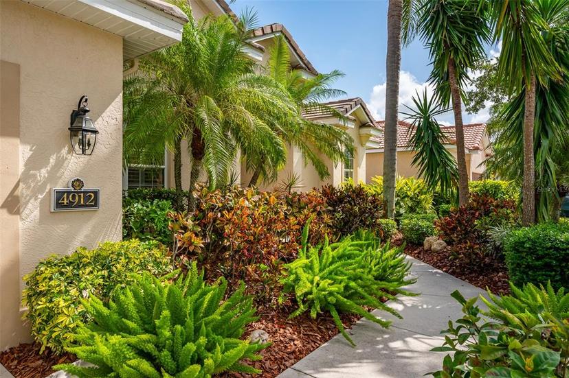 Picture of 4912 Sabal Lake Circle, Sarasota FL 34238