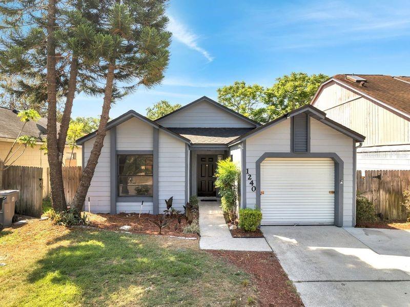 Picture of 1240 Pin Oak Drive, Apopka FL 32703