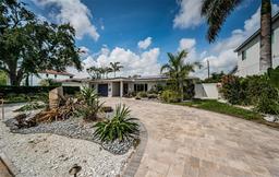 Picture of 333 Belleair Drive Ne, St Petersburg, FL 33704