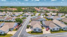 Picture of 710 Ironwood Drive Unit 165, Venice, FL 34292