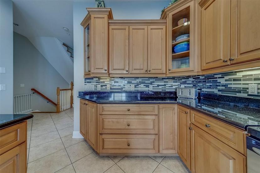 Picture of 620 Bayway Boulevard Unit 1, Clearwater FL 33767