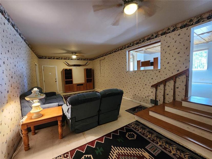 Picture of 4105 Wedgemere Drive, Tampa FL 33610