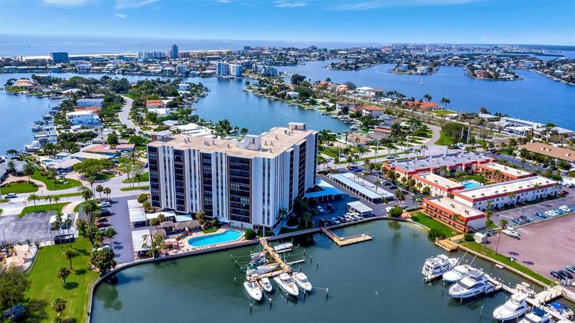 Picture of 10355 Paradise Boulevard Unit 413, Treasure Island FL 33706