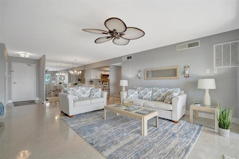 Picture of 10355 Paradise Boulevard Unit 413, Treasure Island FL 33706