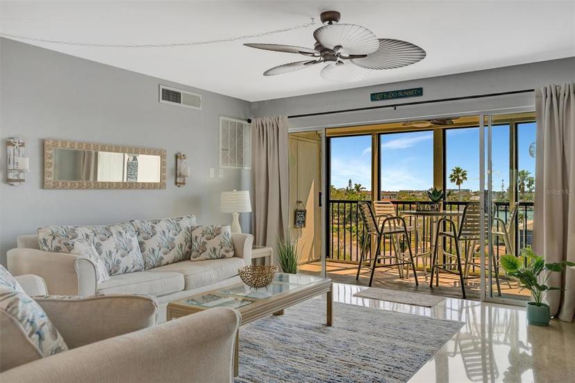 Picture of 10355 Paradise Boulevard Unit 413, Treasure Island FL 33706