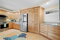Picture of 700 Beach Drive Ne Unit 803, St Petersburg, FL 33701