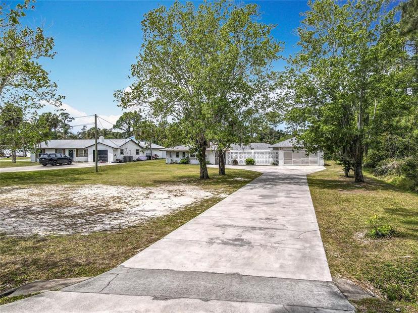 Picture of 1812 Bayview Drive, New Smyrna Beach FL 32168