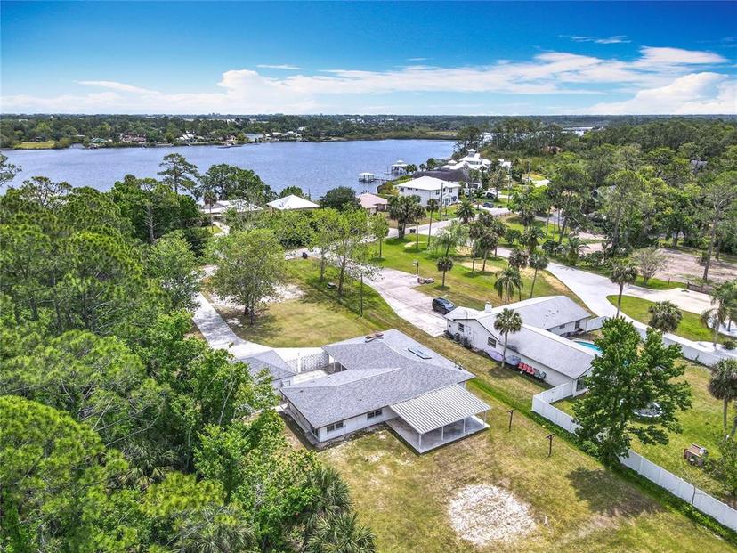 Picture of 1812 Bayview Drive, New Smyrna Beach FL 32168
