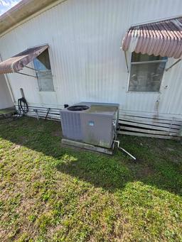 Picture of 39601 Rockford Avenue, Zephyrhills, FL 33542