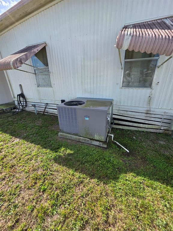 Picture of 39601 Rockford Avenue, Zephyrhills FL 33542