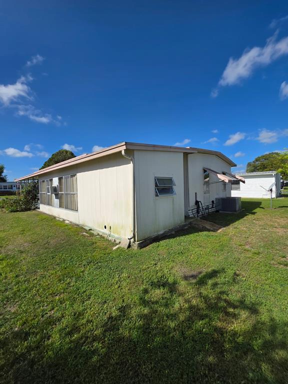 Picture of 39601 Rockford Avenue, Zephyrhills FL 33542