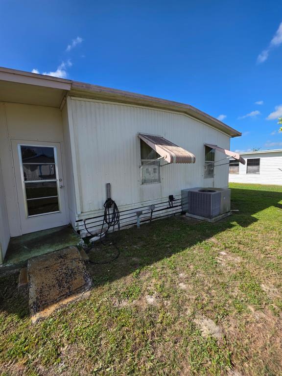 Picture of 39601 Rockford Avenue, Zephyrhills FL 33542