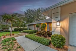 Picture of 607 Grovewood Lane, Largo, FL 33770