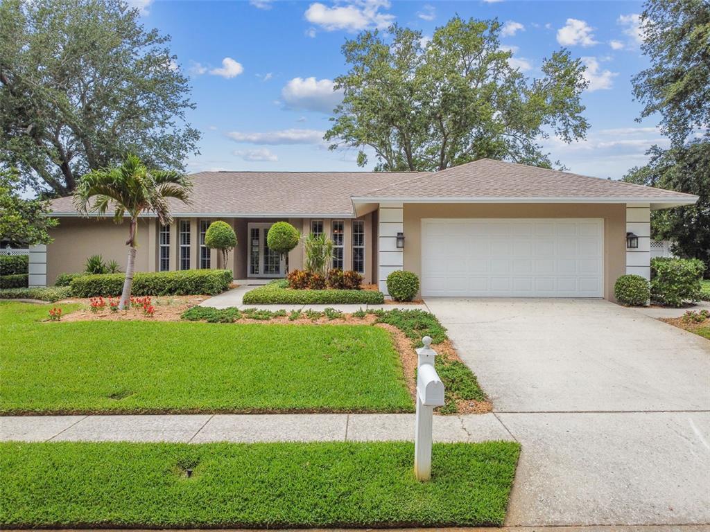 Picture of 607 Grovewood Lane, Largo, FL 33770