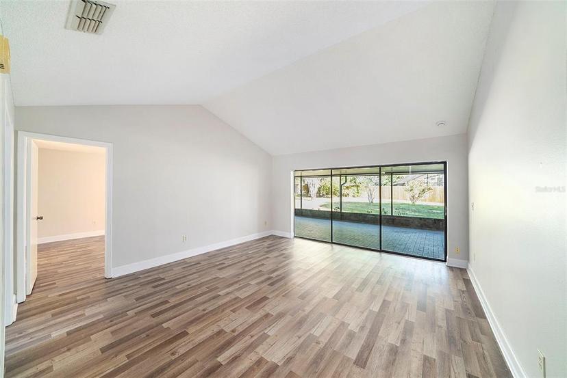 Picture of 3419 Pleasant Lake Drive, Tampa FL 33618