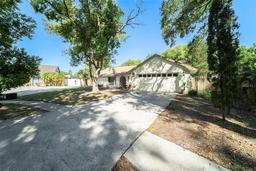 Picture of 3419 Pleasant Lake Drive, Tampa, FL 33618