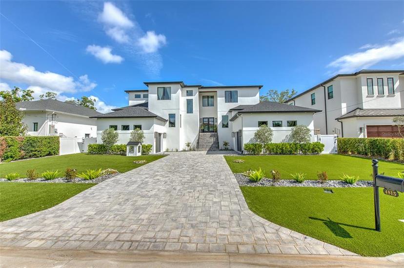 Picture of 4815 W Sunset Boulevard, Tampa FL 33629