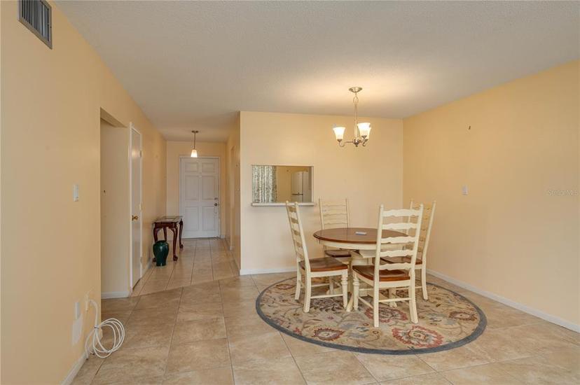 Picture of 130 E Johnson Avenue Unit 102, Lake Wales FL 33853