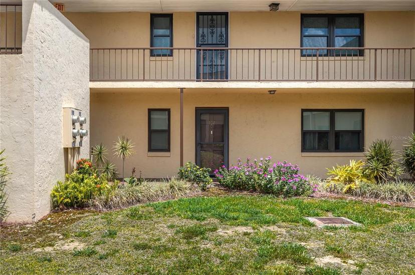 Picture of 130 E Johnson Avenue Unit 102, Lake Wales FL 33853