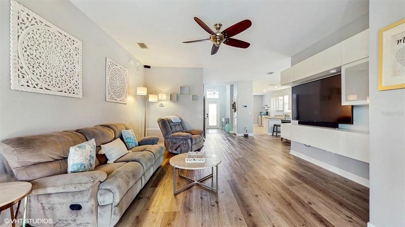 Picture of 13414 Graham Yarden Drive, Riverview FL 33579