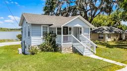 Picture of 730 S Main Avenue, Groveland, FL 34736
