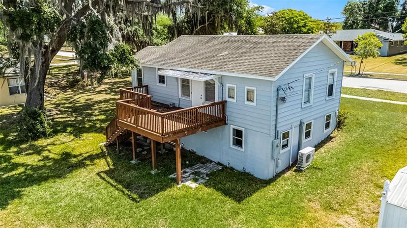 Picture of 730 S Main Avenue, Groveland FL 34736