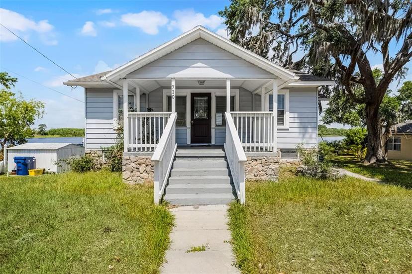 Picture of 730 S Main Avenue, Groveland FL 34736