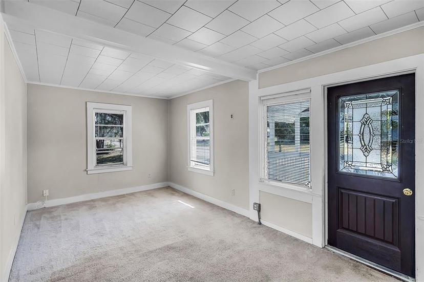 Picture of 730 S Main Avenue, Groveland FL 34736