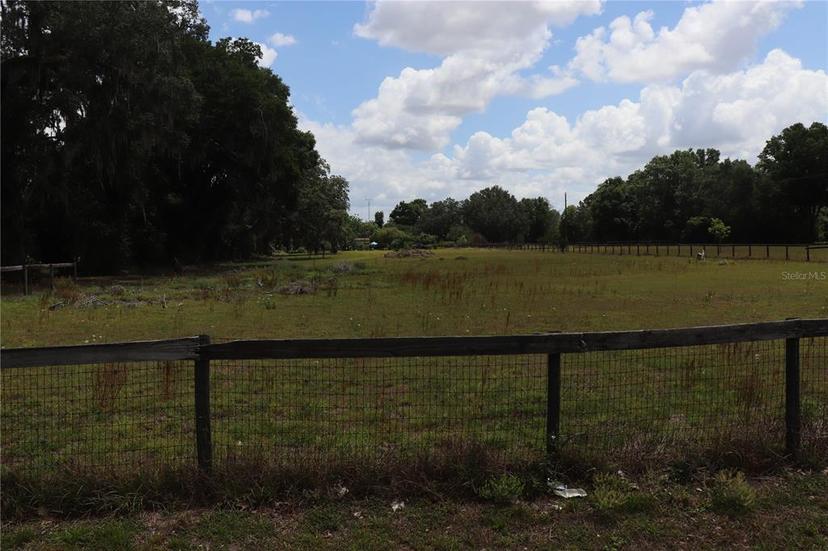 Picture of 14785 S Highway 475, Summerfield FL 34491