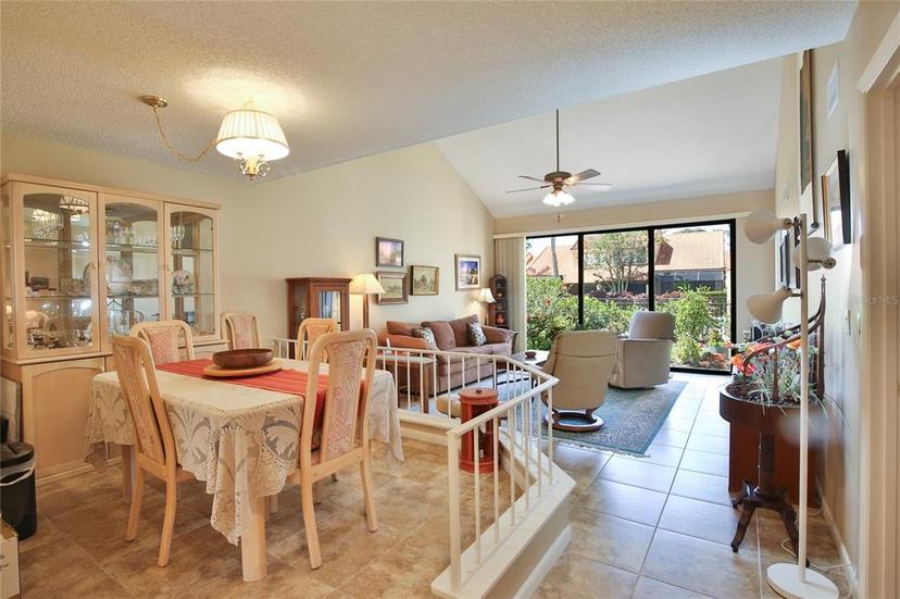 Picture of 5362 Huntingwood Court Unit 16, Sarasota FL 34235