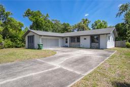 Picture of 1104 Trailridge Avenue, Inverness, FL 34453