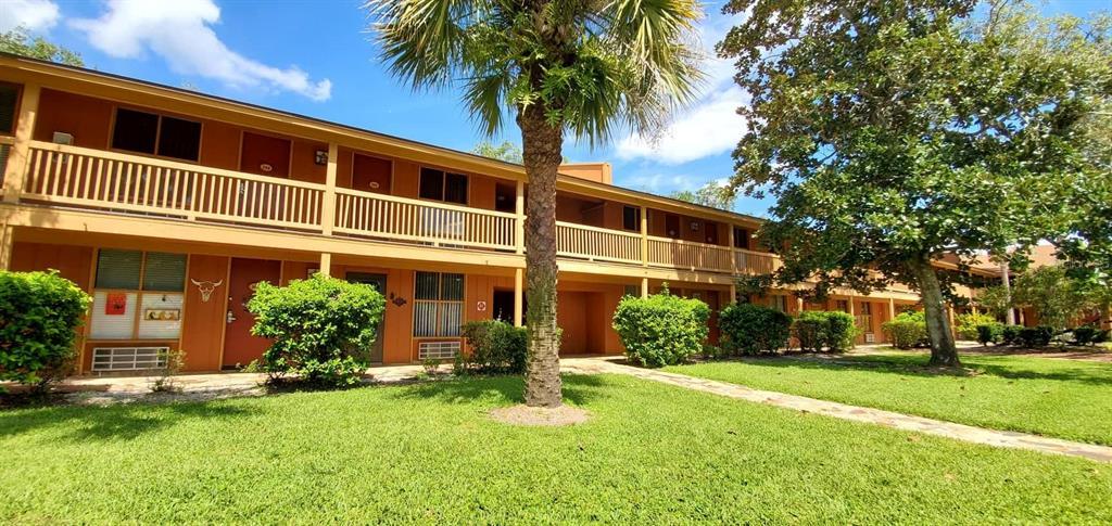 Picture of 3200 River Ranch Boulevard Unit 238, River Ranch, FL 33867