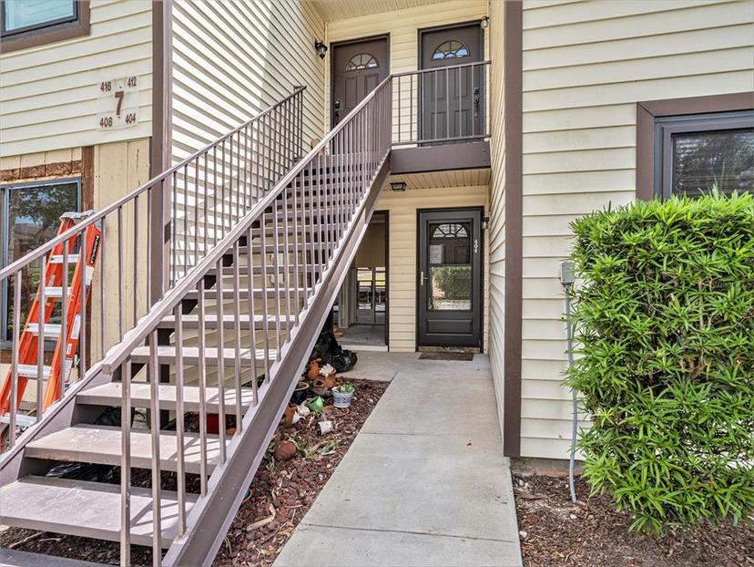 Picture of 404 Moorings Cove Drive Unit 404, Tarpon Springs FL 34689