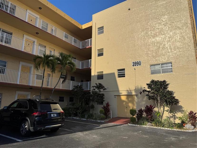 Picture of 3990 NW 42Nd Avenue Unit 210, Lauderdale Lakes FL 33319