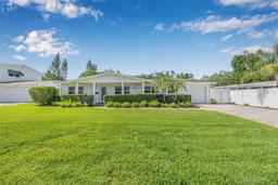 Picture of 1404 84Th Avenue N, St Petersburg, FL 33702